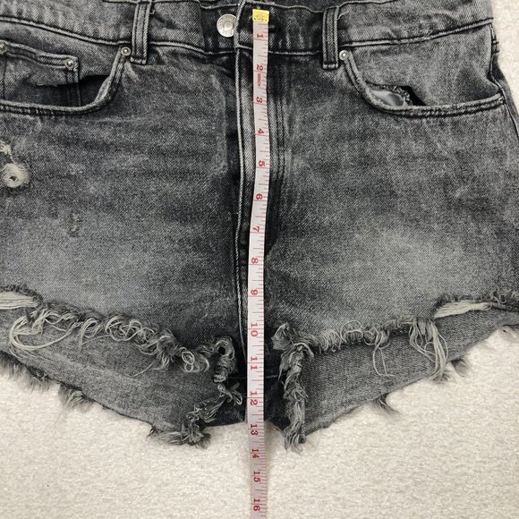 Zara Girlfriend Semi Distressed Black Denim Shorts Size 29 (Zara 8) Button Fly - Picture 4 of 5